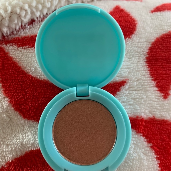 Mix of 3 new never used blush & bronzers. Half Caked.Ace Beaute & Sun Bath Baked - Picture 8 of 10